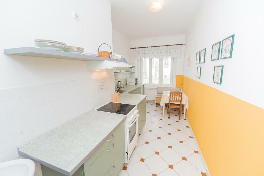 Pension U Kostela Cesky Brod エクステリア 写真