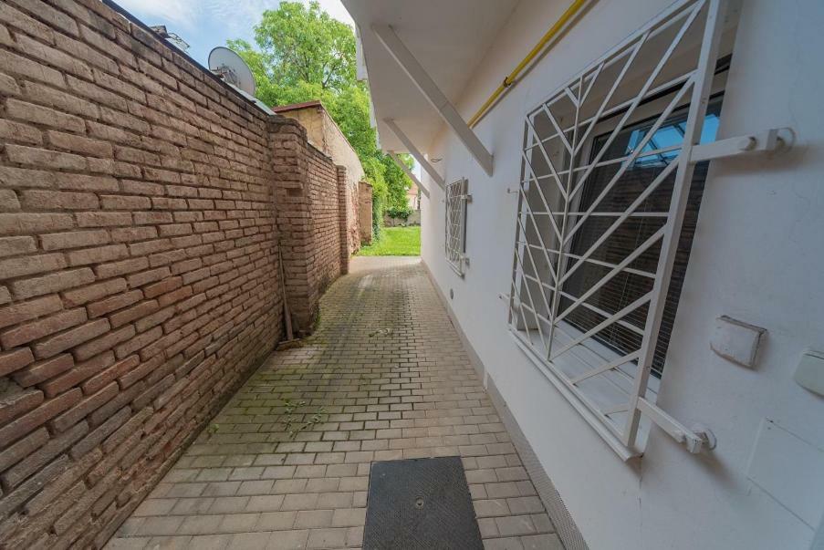 Pension U Kostela Cesky Brod エクステリア 写真